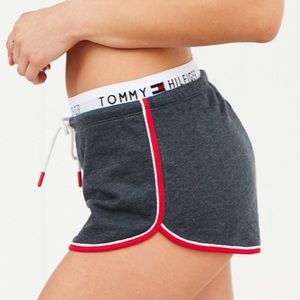 Tommy Hilfiger cute short charcoal